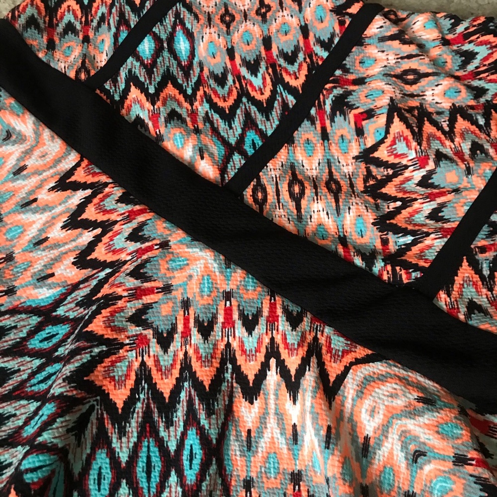 Bright Patterned Strapless Dress - image 2